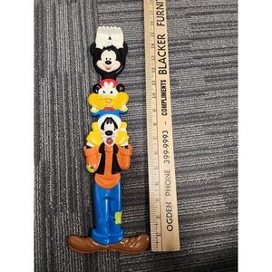 Disneyland Mickey Mouse, Donald Duck, & Goofy Back Scratcher - Walt Disney World